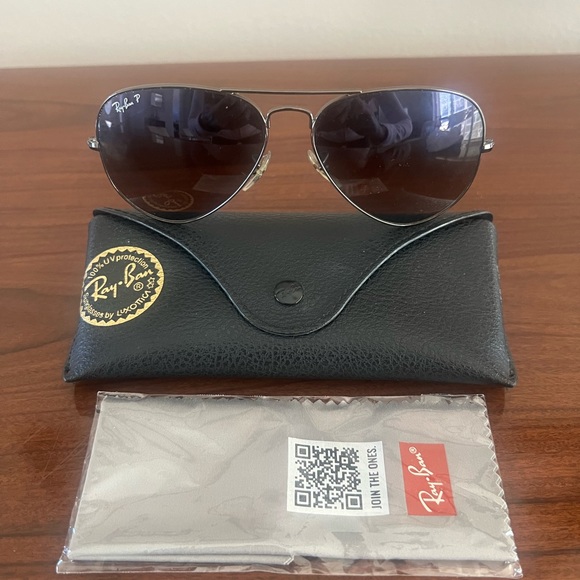 Ray-Ban Accessories - Ray-Ban Polarized Aviator Large Metal RB 3025 004/78 Gunmetal Frame Italy